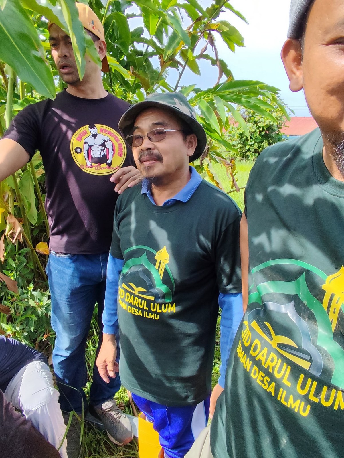 Aktiviti gotong-royong komuniti
